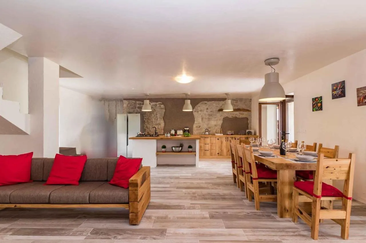 Holiday Home In Brtonigla - Istrien 39884